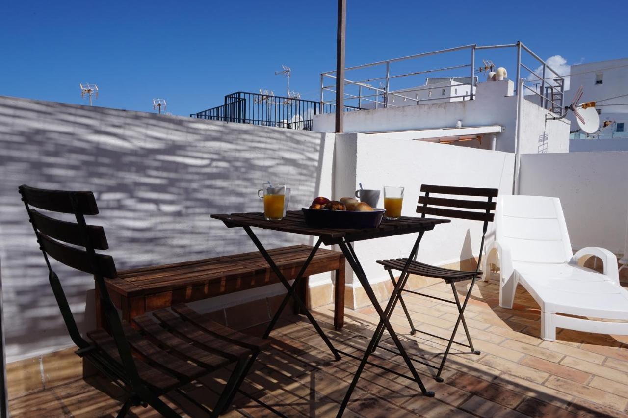 Impluvium Conil-Terraza Privada-Parking- Mayores De 25 Anos Коніль-де-ла-Фронтера Екстер'єр фото